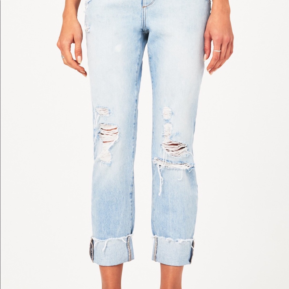 DL1961 Stevie Ripped Crop Boyfriend Jeans